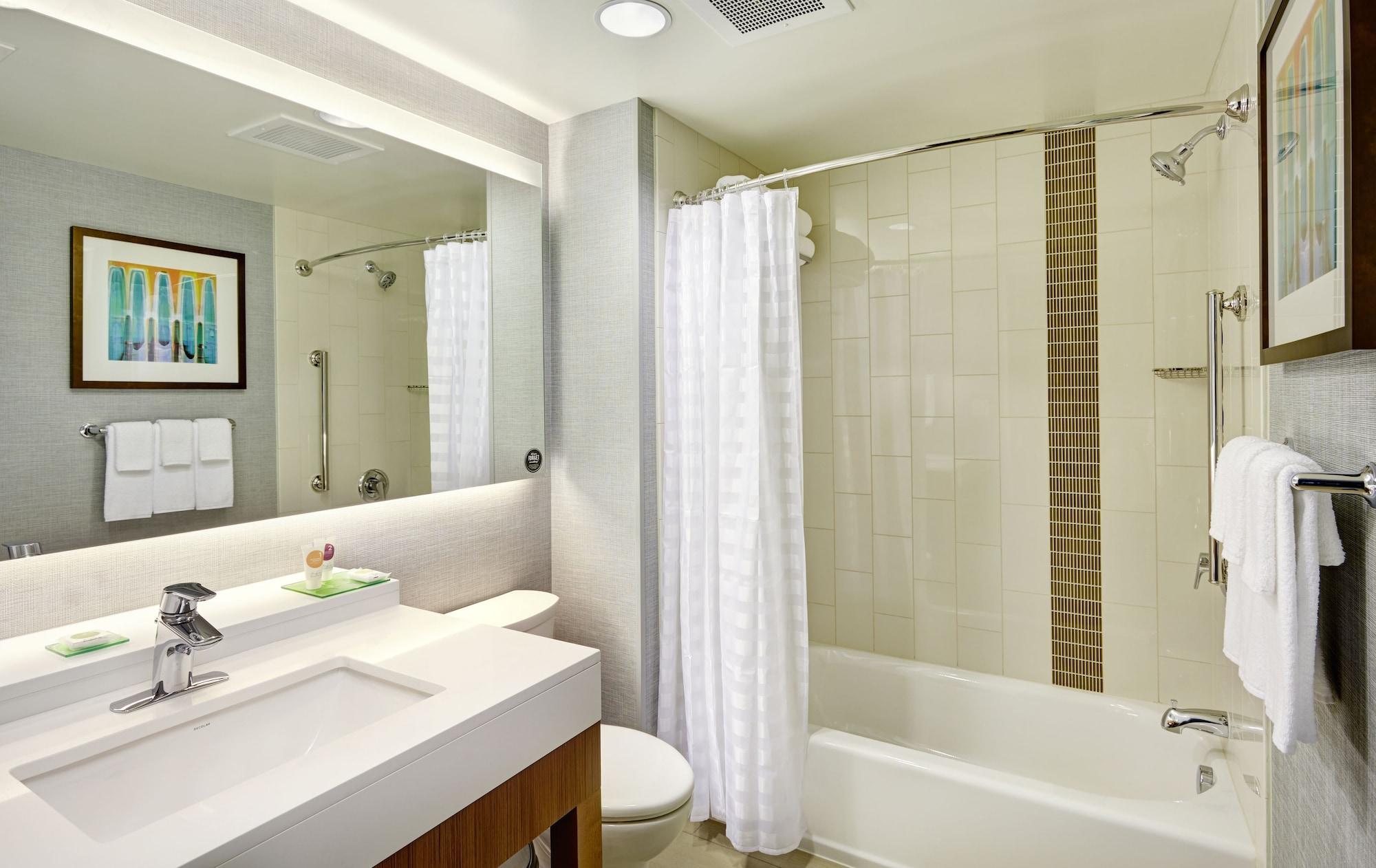 Hyatt Place Bloomington Indiana ภายนอก รูปภาพ