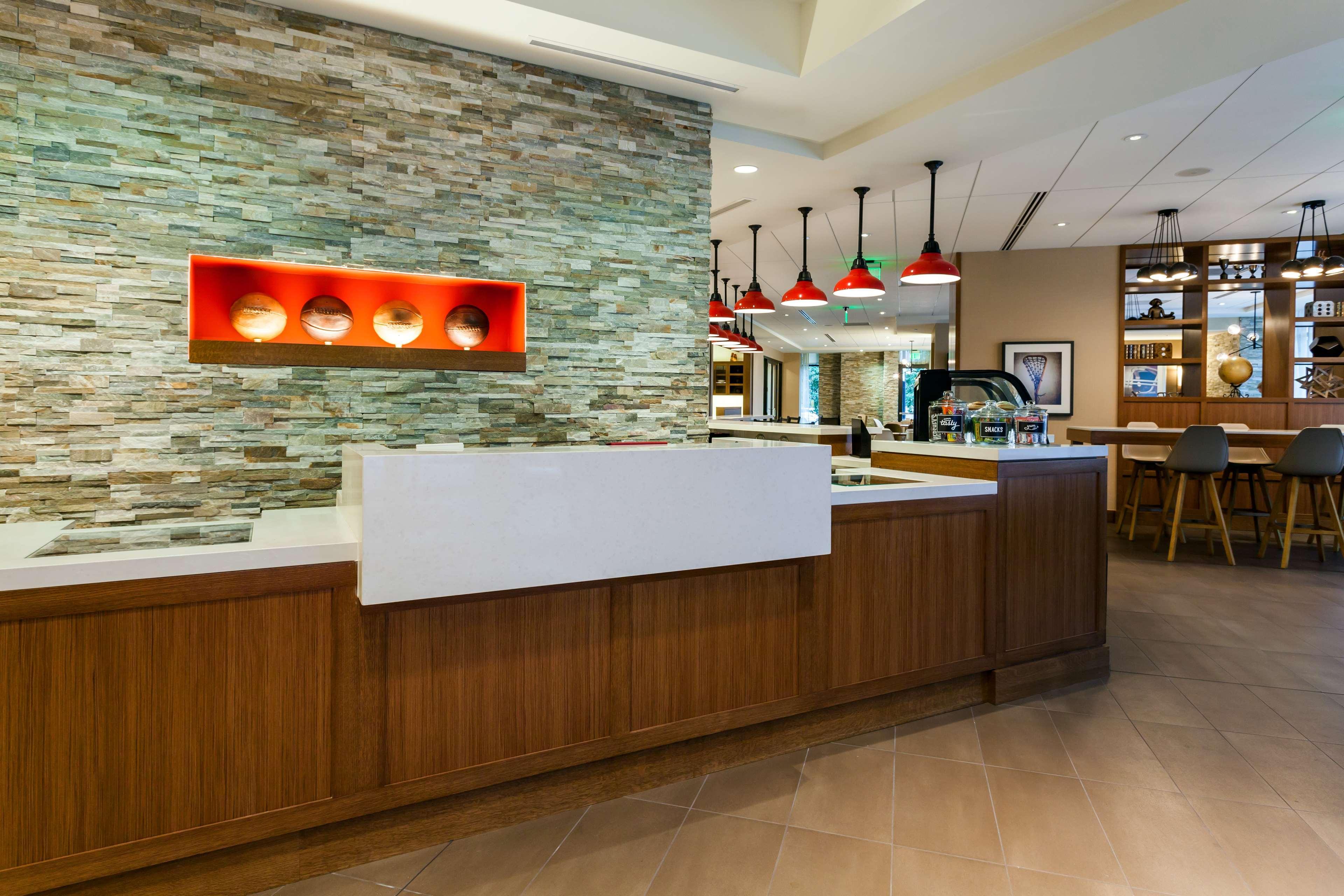 Hyatt Place Bloomington Indiana ภายนอก รูปภาพ