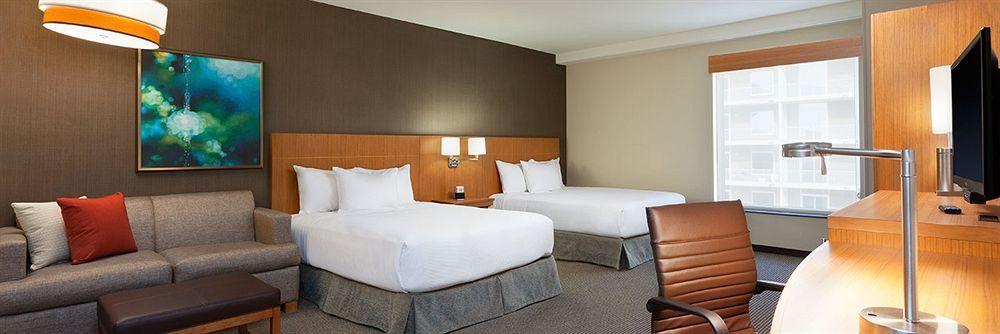 Hyatt Place Bloomington Indiana ภายนอก รูปภาพ