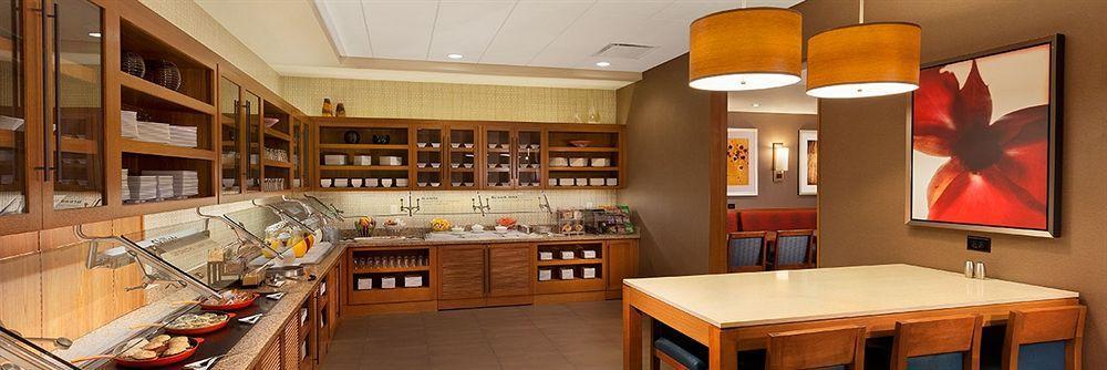 Hyatt Place Bloomington Indiana ภายนอก รูปภาพ