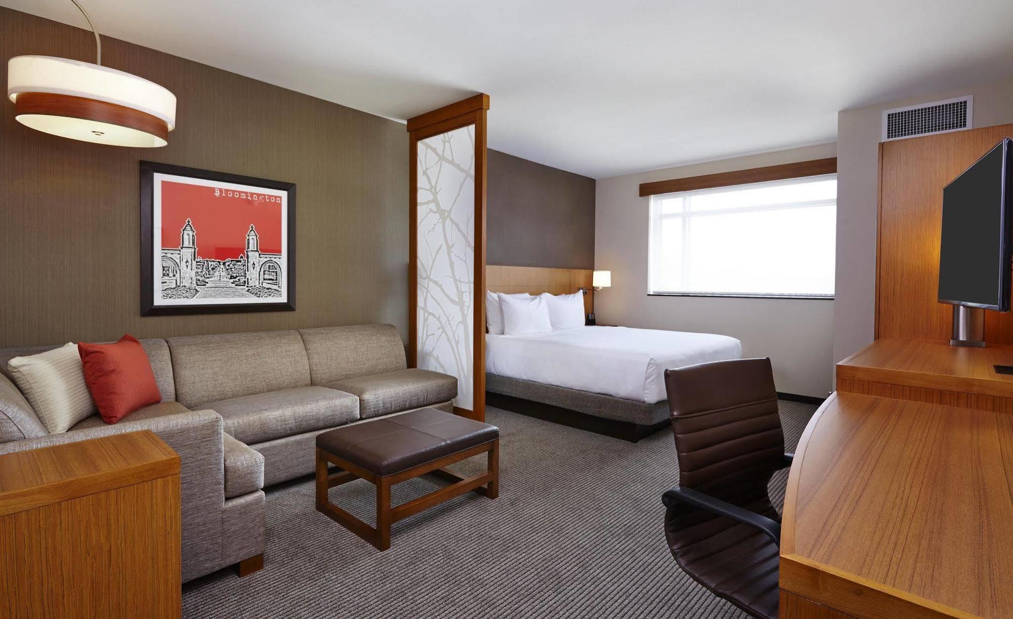 Hyatt Place Bloomington Indiana ภายนอก รูปภาพ
