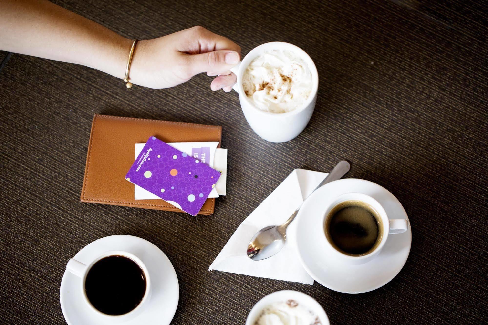 Hyatt Place Bloomington Indiana ภายนอก รูปภาพ